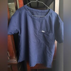 FIGS navy blue Cabral Relaxed Crewneck Scrub Top Medium